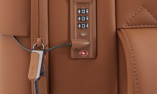 Slot