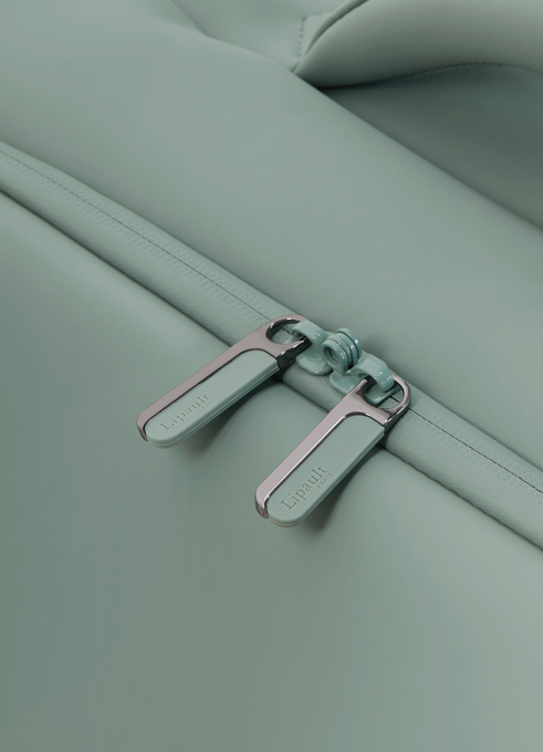 Lipault Lost In Berlin Cabin 2.0 55cm  Yoga Green Lipault Lost In Berlin Cabin 2.0 55cm  Yoga Green