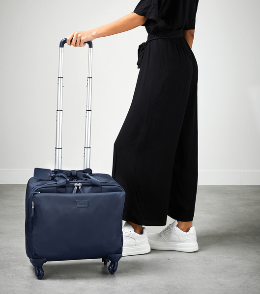 4BIZ Koffer (4 wielen) 15.6" 4BIZ Koffer (4 wielen) 15.6"