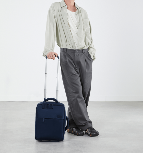 Foldable Plume Mini Upright 45cm Foldable Plume Mini Upright 45cm