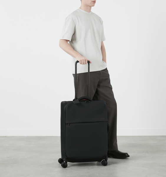 Lost In Berlin Medium Trip suitcase 63cm